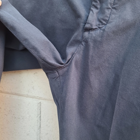 Frank & Eileen | Wicklow The Italian Chino Performance Twill in Vintage Navy - Picture 7 of 12